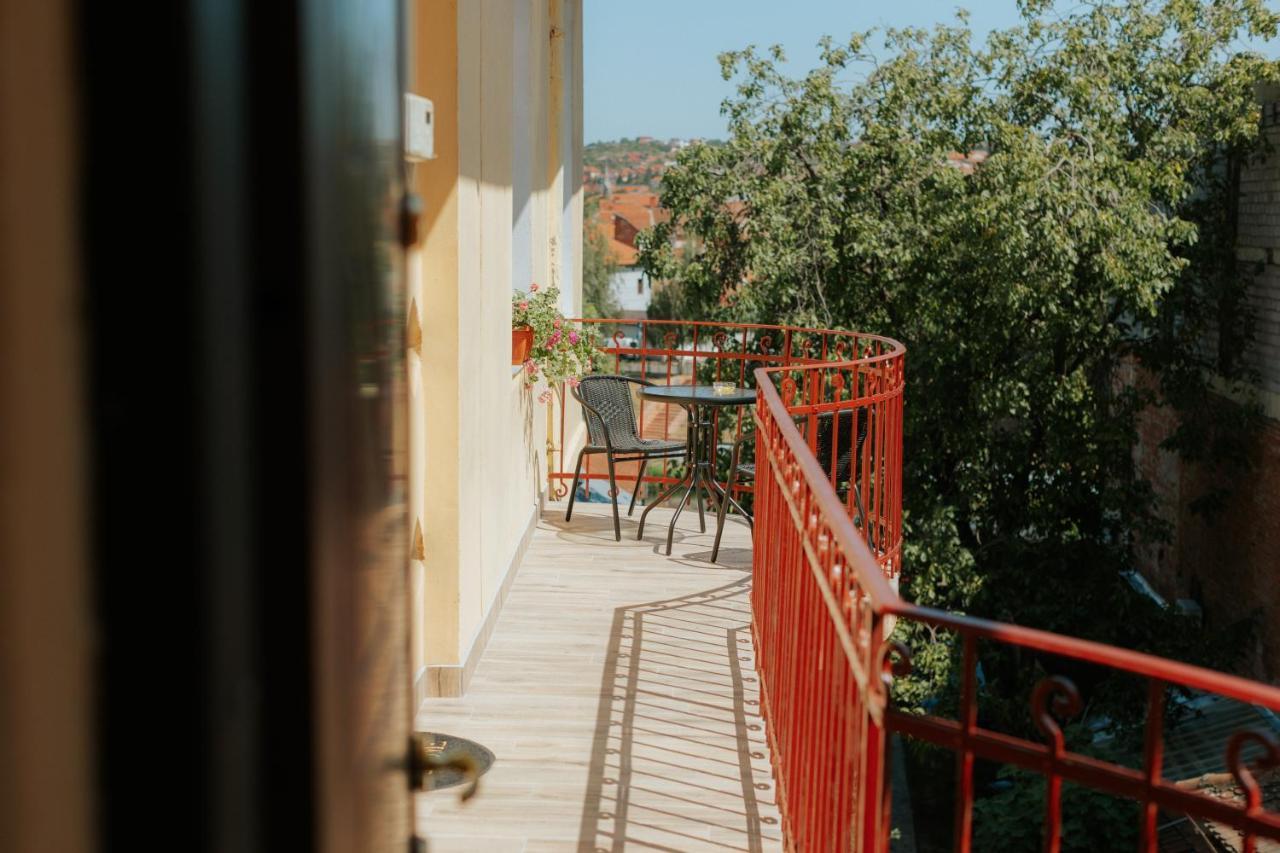 Bluesky Ultra-Central Premium Apartment Oradea Eksteriør billede
